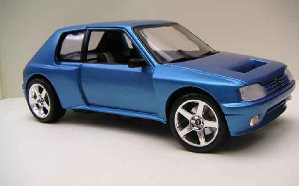 Peugeot 205 Turbo 16 1/18 Solido Turbo 16 blu T16 tuning modellino in miniatura