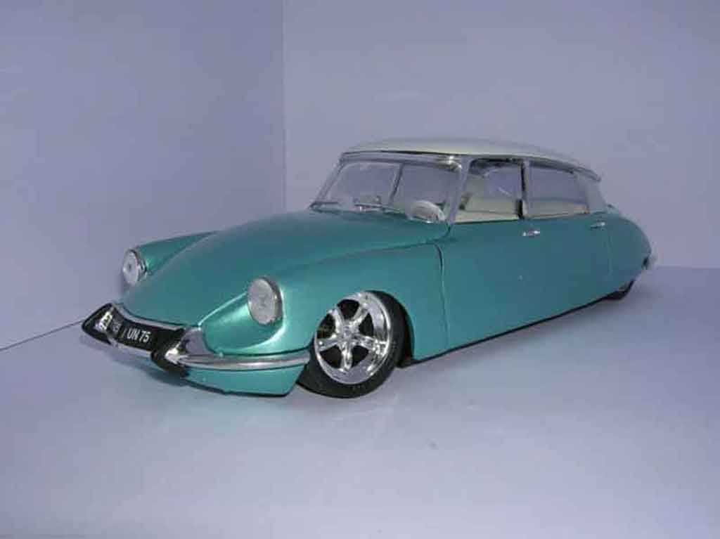 Citroen DS 19 1/18 Solido 19 sema show tuning modellino in miniatura