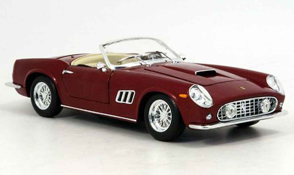 Ferrari 250 GT California 1/18 Hot Wheels GT California rosso 1962 modellino in miniatura