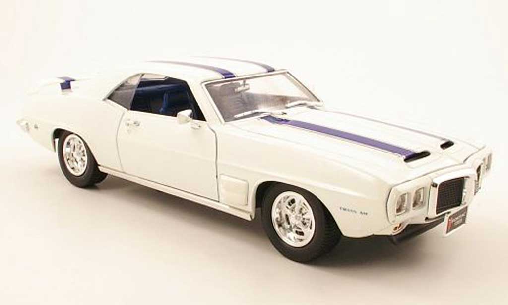 Pontiac Firebird 1969 1/18 Yat Ming 1969 trans am bianco/blu modellino in miniatura
