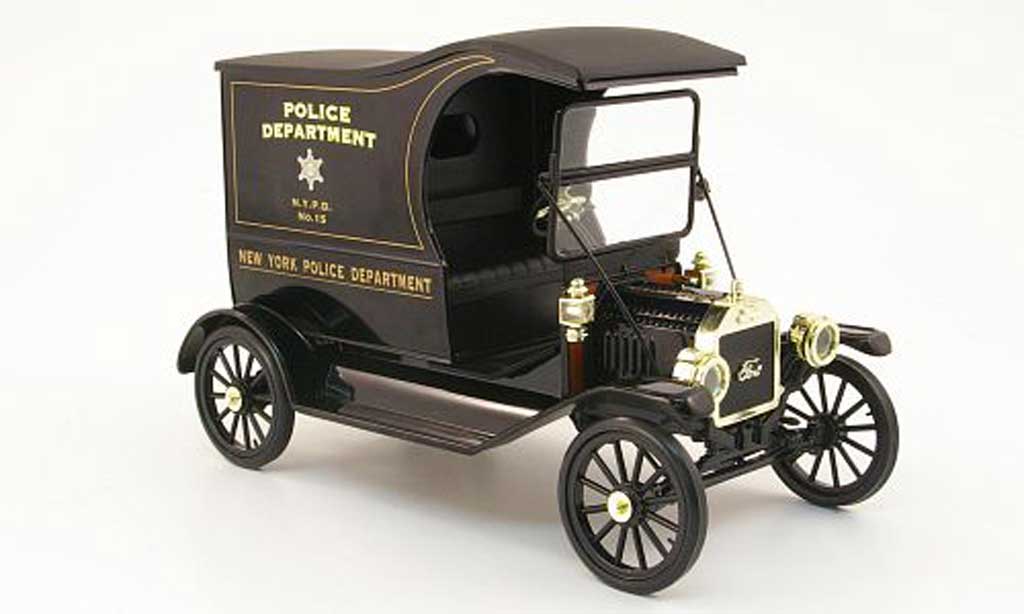 Ford Model T 1/18 Eagle delivery van new york police department polizei (us) modellino in miniatura
