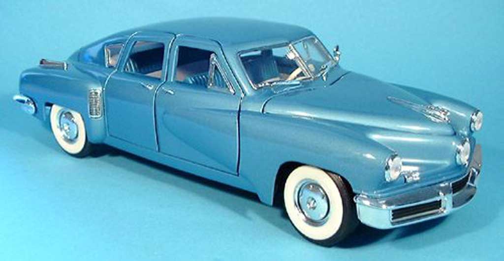 Tucker Torpedo 1/18 Yat Ming blu 1948 modellino in miniatura