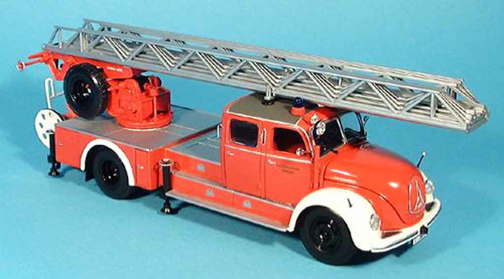 Magirus DL 30 1/43 Minichamps S 6500 pompier Leiterwagen rosso bianco 1955 modellino in miniatura