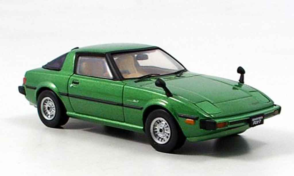 Mazda RX7 1978 1/43 Ebbro 1978 grun modellino in miniatura