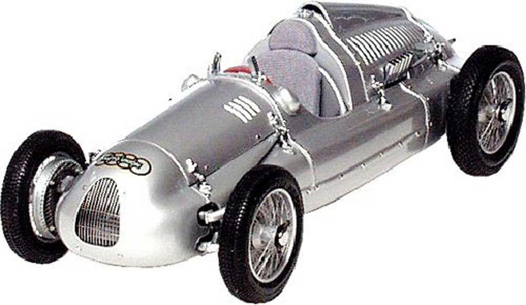Auto Union Typ D 1/18 CMC 1938 modellino in miniatura