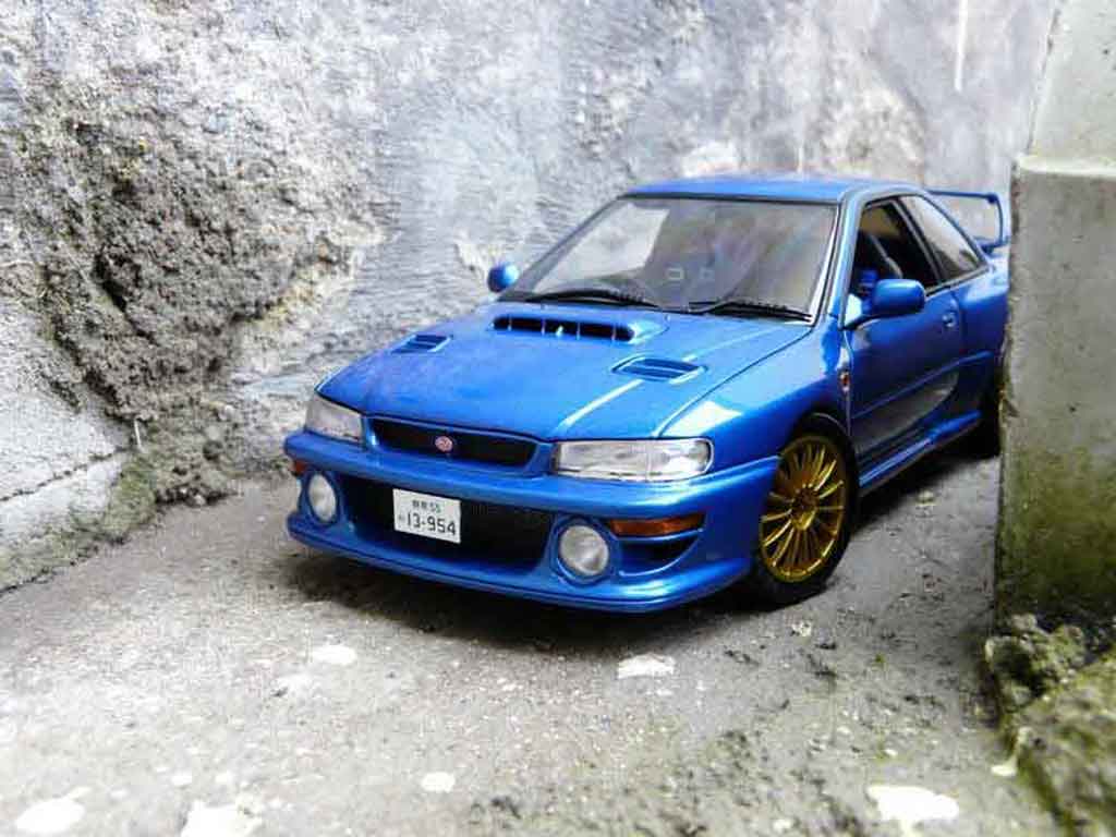 Subaru Impreza 22B 1/18 Autoart 22B jantes tuning modellino in miniatura