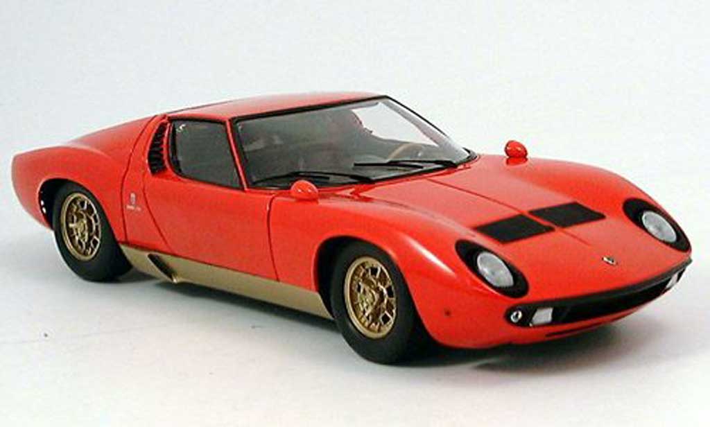 Lamborghini Miura P400 1/18 Kyosho P400 rosso 1974 modellino in miniatura