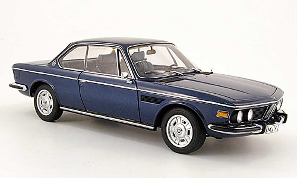 Bmw 3.0 CSi 1/18 Autoart CSi e9 coupe blu 1971 modellino in miniatura
