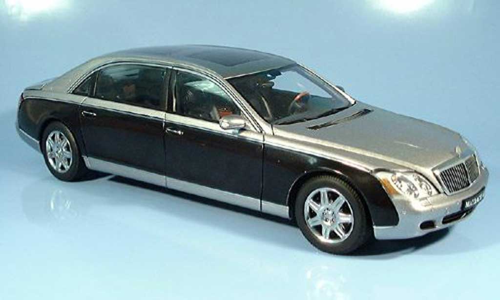Maybach 62 1/18 Autoart lwb grigio /nero modellino in miniatura