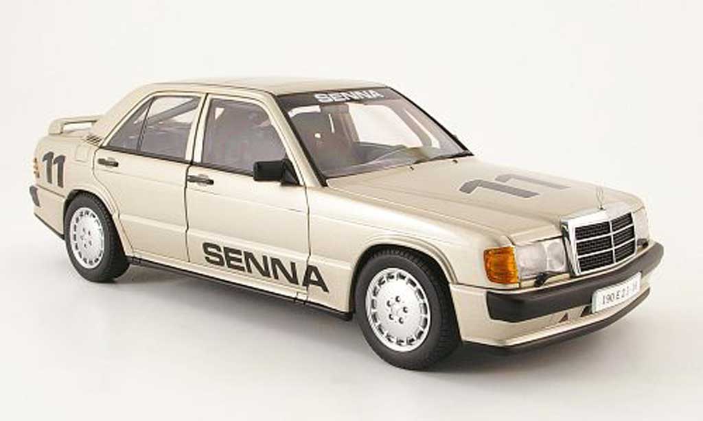 Mercedes 190 E 1/18 Autoart E 2.3-16v no.11 a.senna sieger nurburgring 1984 modellino in miniatura