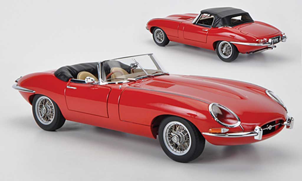 Jaguar E-Type 1/18 Autoart Roadster Series I 3.8 rosso modellino in miniatura