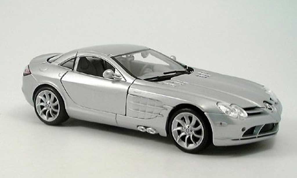 Mercedes SLR 1/18 Maisto mclaren grigio clair metallized 2003 modellino in miniatura
