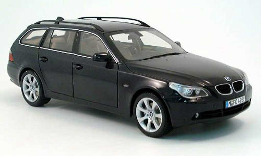 Bmw 525 E61 1/18 Kyosho E61 d touring blu 2004 modellino in miniatura