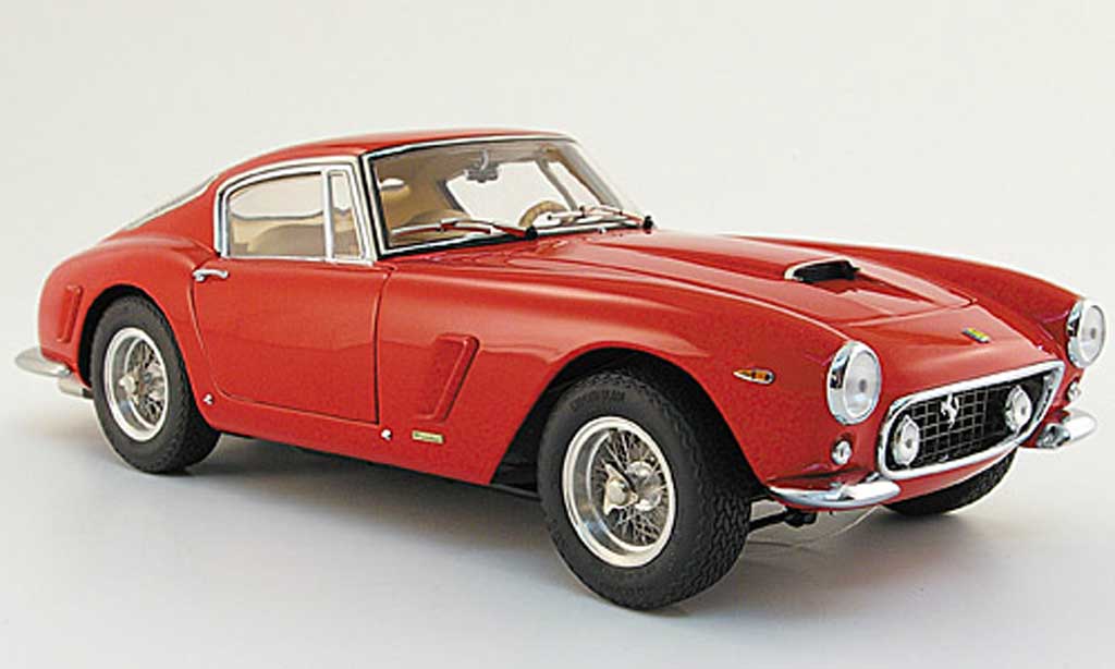 Ferrari 250 GT 1961 1/18 CMC GT 1961 berlina swb rosso