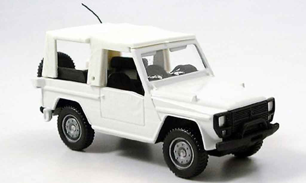 Peugeot P4 1/43 Solido gelandewagen bianco 1981 modellino in miniatura