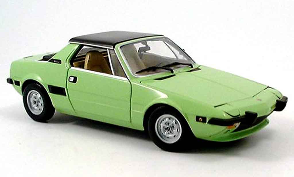 Fiat X 1/9 1/18 Minichamps grun 1974 modellino in miniatura
