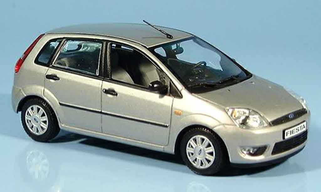 Ford Fiesta 1/43 Minichamps beige 2002 modellino in miniatura