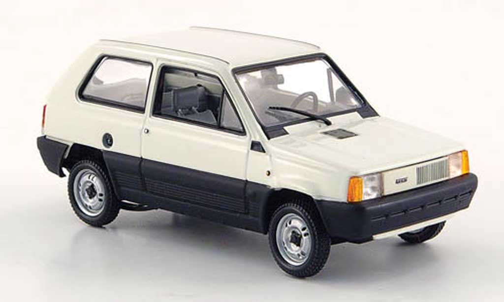 Fiat Panda 1/43 Minichamps bianco 1980 modellino in miniatura