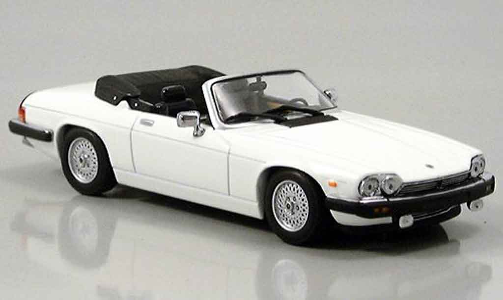 Jaguar XJS 1980 1/43 Minichamps 1980 cabriolet bianco modellino in miniatura