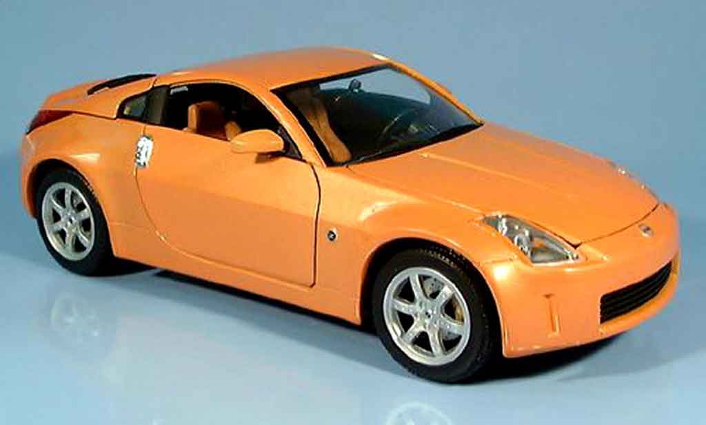 Nissan 350Z 1/18 Yat Ming coupe orange 2003 modellino in miniatura