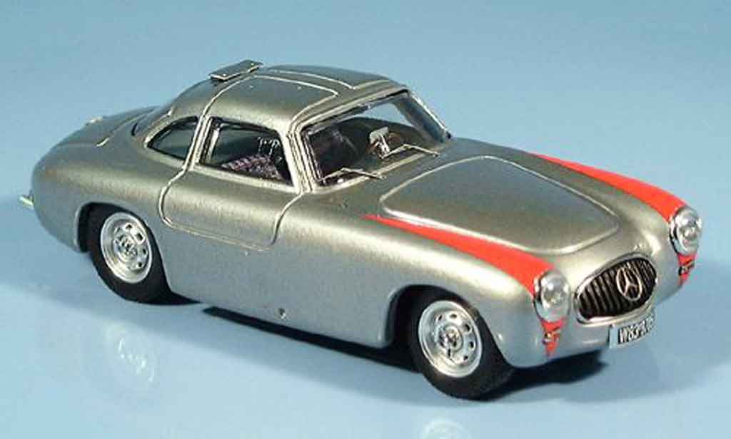 Mercedes 300 SL 1/43 Bang SL Coupe Stra?enversion 1952 modellino in miniatura
