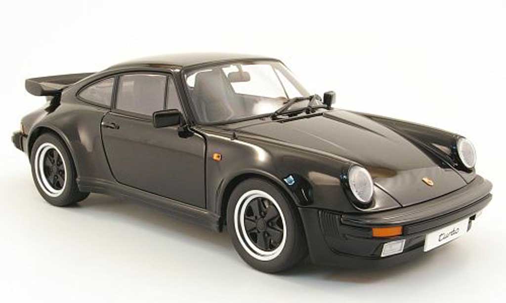Porsche 911 Turbo 1/18 Autoart Turbo 3.3 nero modellino in miniatura