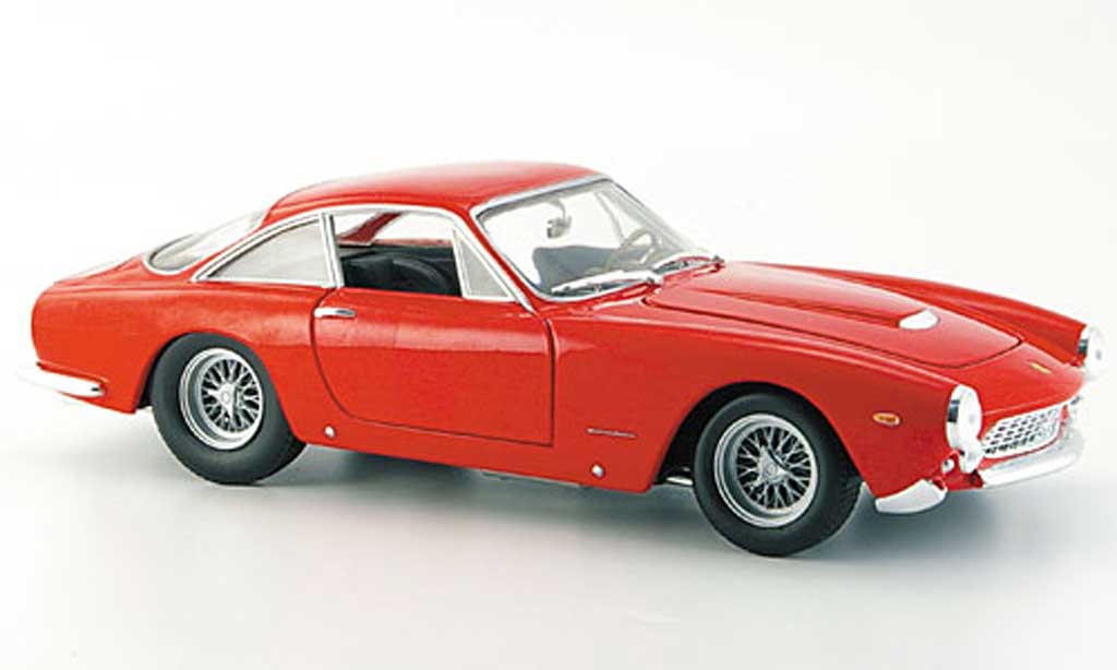 Ferrari 250 GT 1/18 Hot Wheels GT berlinetta lusso rosso modellino in miniatura