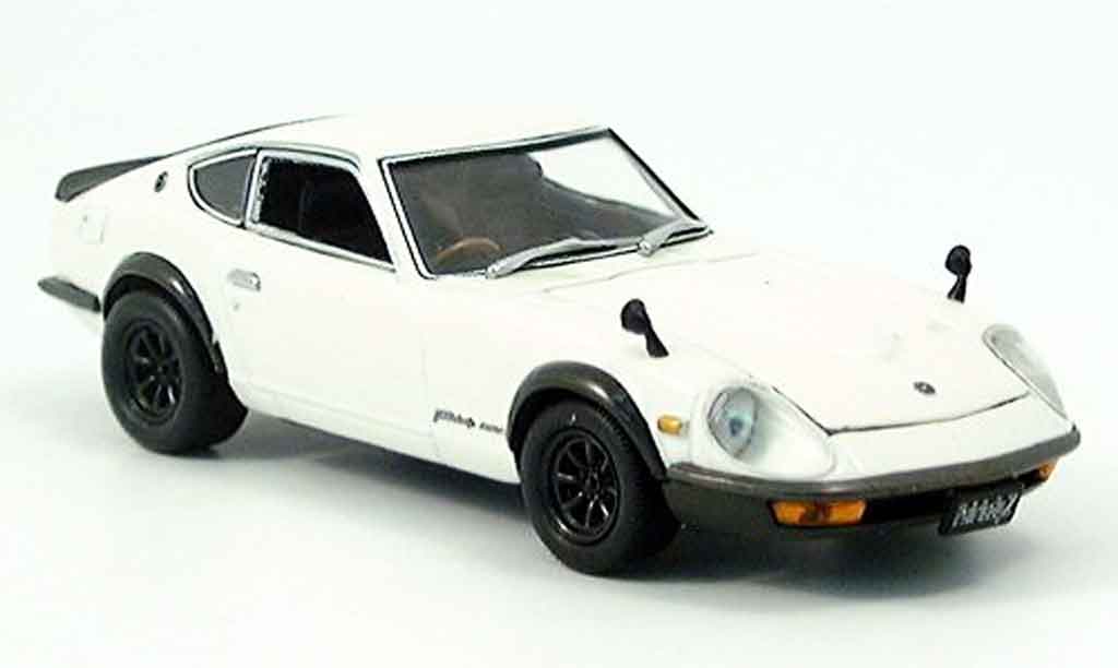Nissan 240 ZG 1/43 Kyosho ZG Fairlady bianco modellino in miniatura