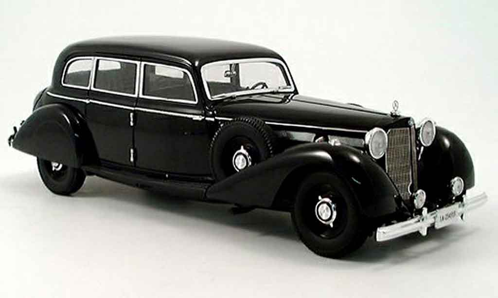 Mercedes 770 1/18 Signature k nero 1937 modellino in miniatura