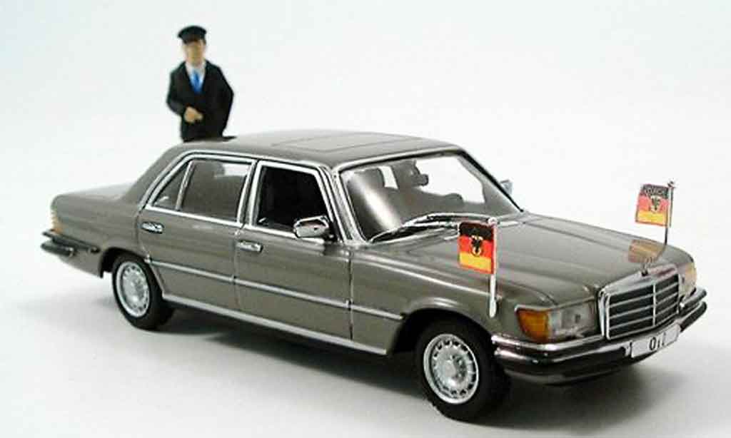 Mercedes 350 SEL 1/43 Minichamps SEL Helmut Schmidt modellino in miniatura