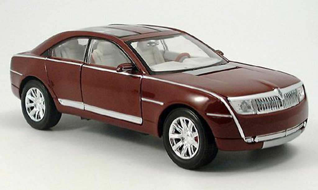 Lincoln Navicross 1/18 Motormax rosso modellino in miniatura