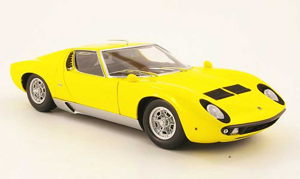 Lamborghini Miura P400 1/18 Kyosho P400 s giallo modellino in miniatura