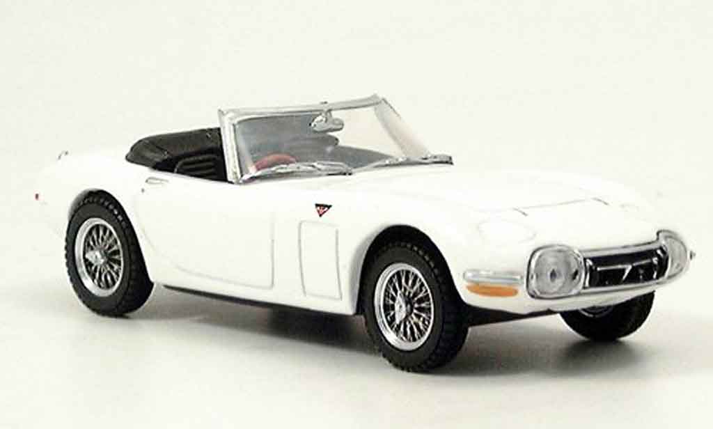 Toyota 2000 GT 1/43 Kyosho bianco modellino in miniatura