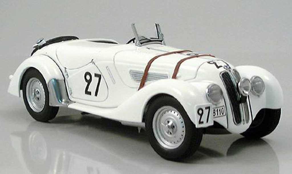 Bmw 328 1938 1/18 Autoart 1938 roadster le mans bianco numero 27 modellino in miniatura