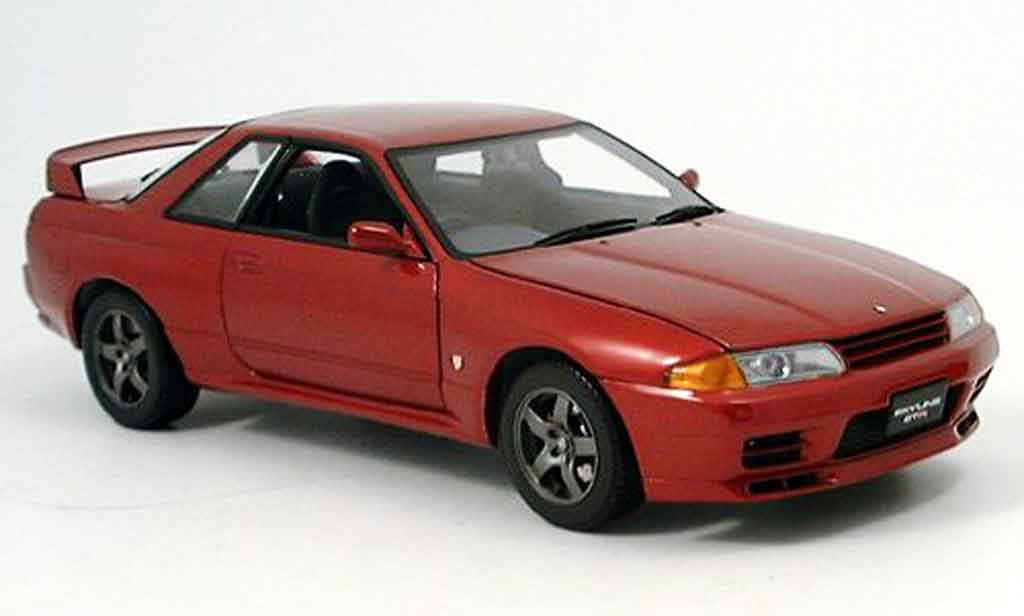 Nissan Skyline R32 1/18 Kyosho R32 gt-r rosso modellino in miniatura