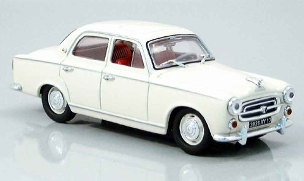 Peugeot 403 Berline 1/43 Nostalgie Berline beige 1957 modellino in miniatura