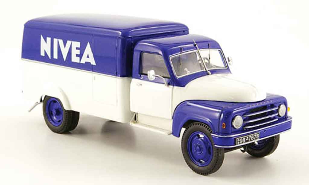 Hanomag L28 1/43 Schuco Nivea modellino in miniatura