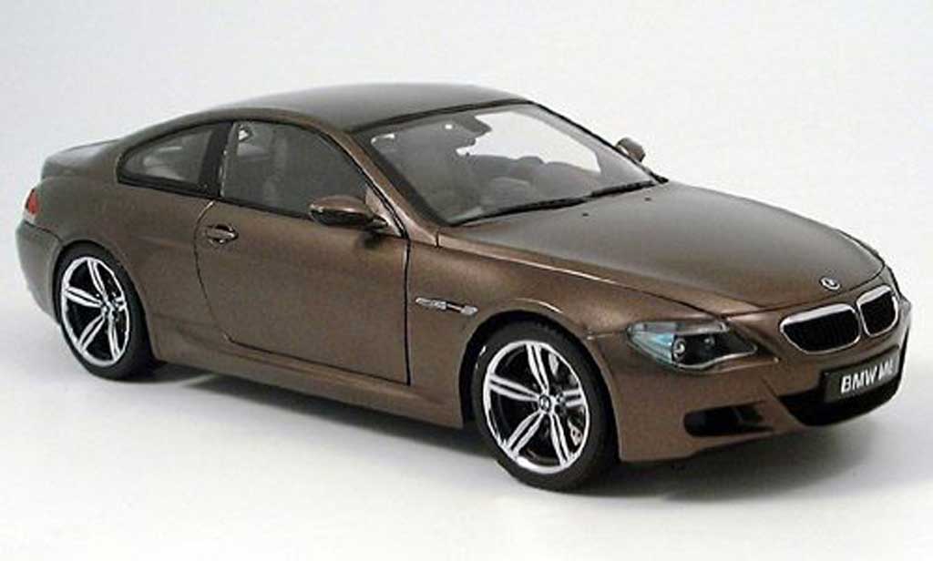 Bmw M6 E63 1/18 Kyosho E63 bronze 2005 modellino in miniatura