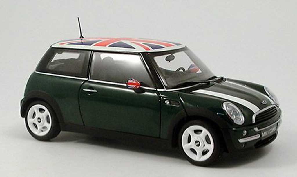 Mini Cooper D 1/18 Kyosho D grun bandes biancos et drapeau anglais sur le toit modellino in miniatura
