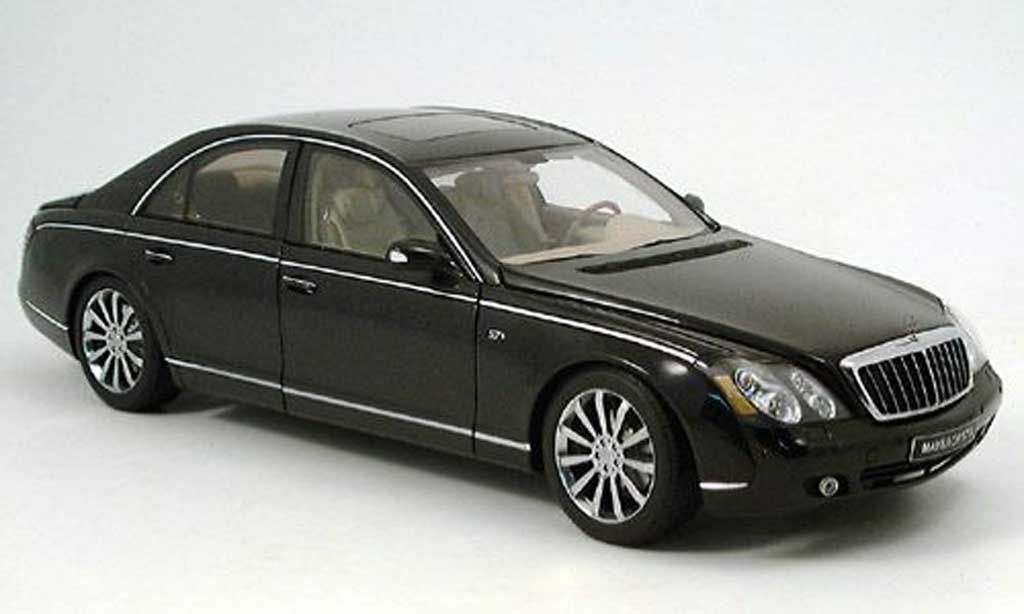 Maybach 57 1/18 Autoart s 2005 nero modellino in miniatura