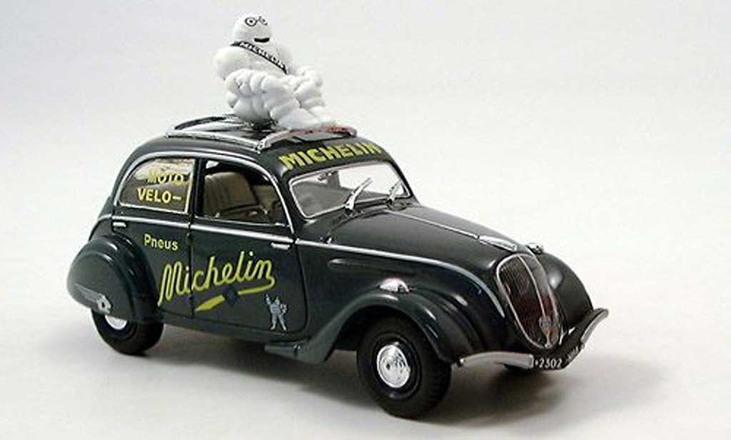 Peugeot 202 1/43 Norev Michelin 1937 modellino in miniatura