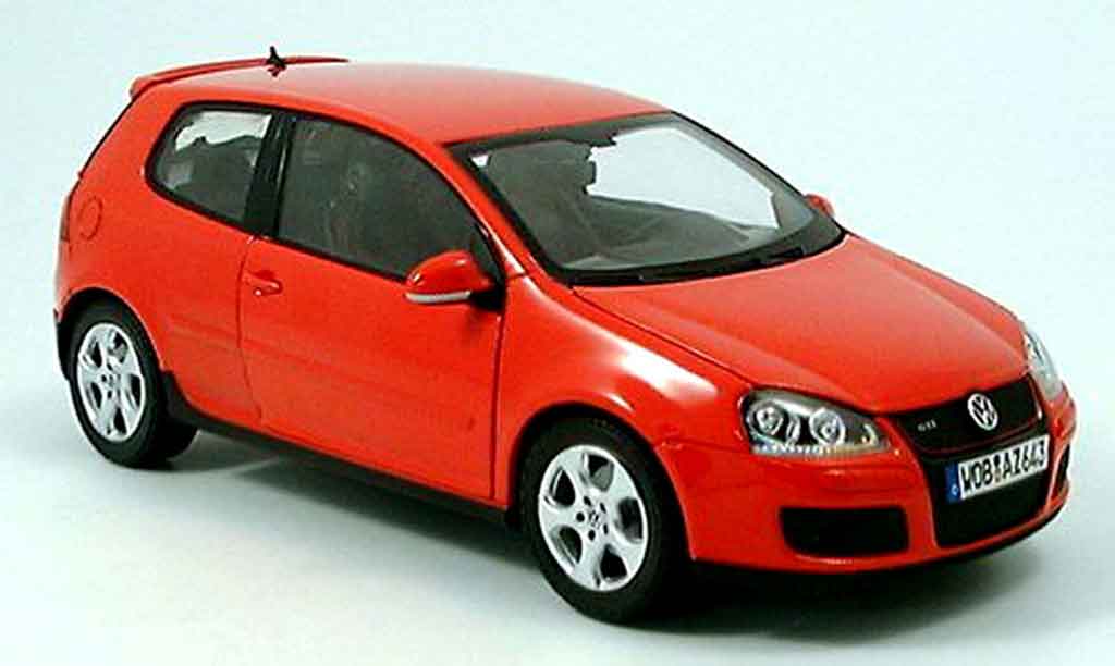 Volkswagen Golf V GTI 1/18 Norev V GTI rosso 3 portes modellino in miniatura