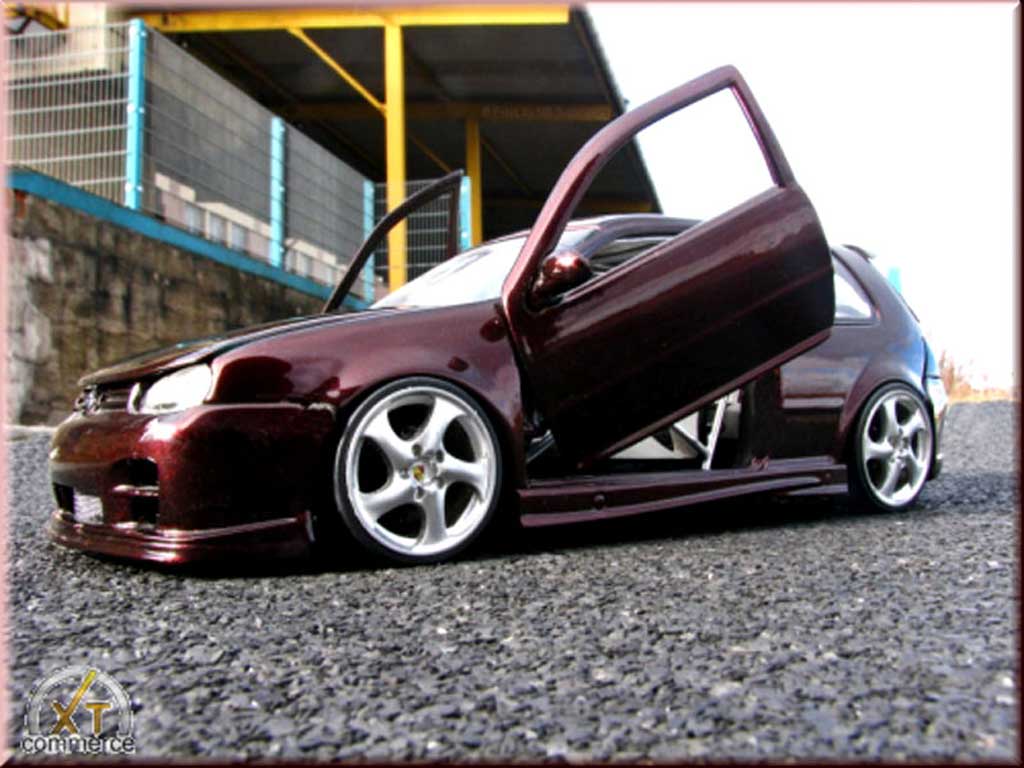Volkswagen Golf 4 GTI 1/18 Revell 4 GTI porpora jantes porsche 17 pouces kit carrosserie tuning modellino in miniatura