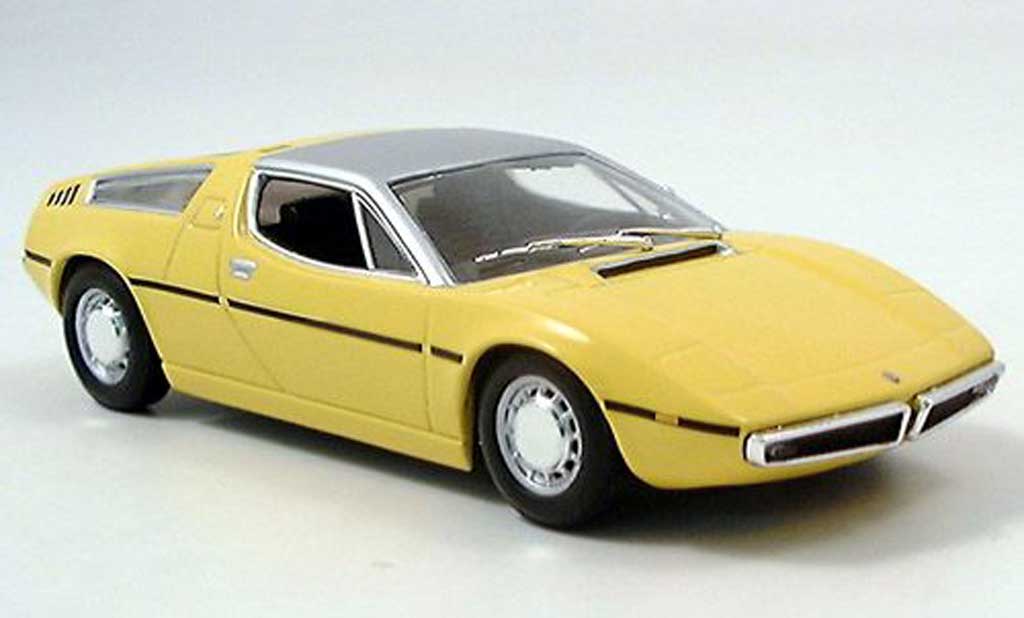 Maserati Bora 1/43 Minichamps giallo 1972 modellino in miniatura