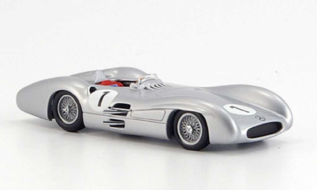 Mercedes W 196 1/43 Minichamps Fangio GP Grossbritannien 1954 modellino in miniatura