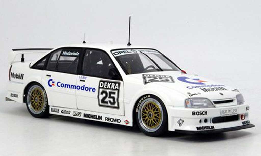 Opel Omega 1/18 Minichamps 3000 24v niedzwiedz dtm 1991 modellino in miniatura