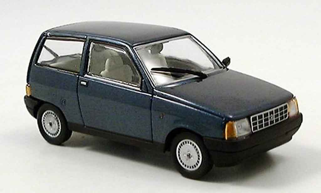 Autobianchi Y10 1/43 Starline blu modellino in miniatura