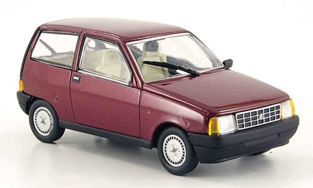 Autobianchi Y10 1/43 Starline rosso modellino in miniatura