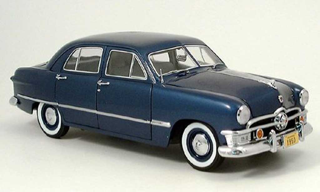 Ford Custom 1950 1/18 Precision 1950 4-portes blu modellino in miniatura