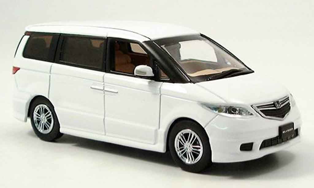 Honda Elysion 1/43 J Collection Aero bianco modellino in miniatura